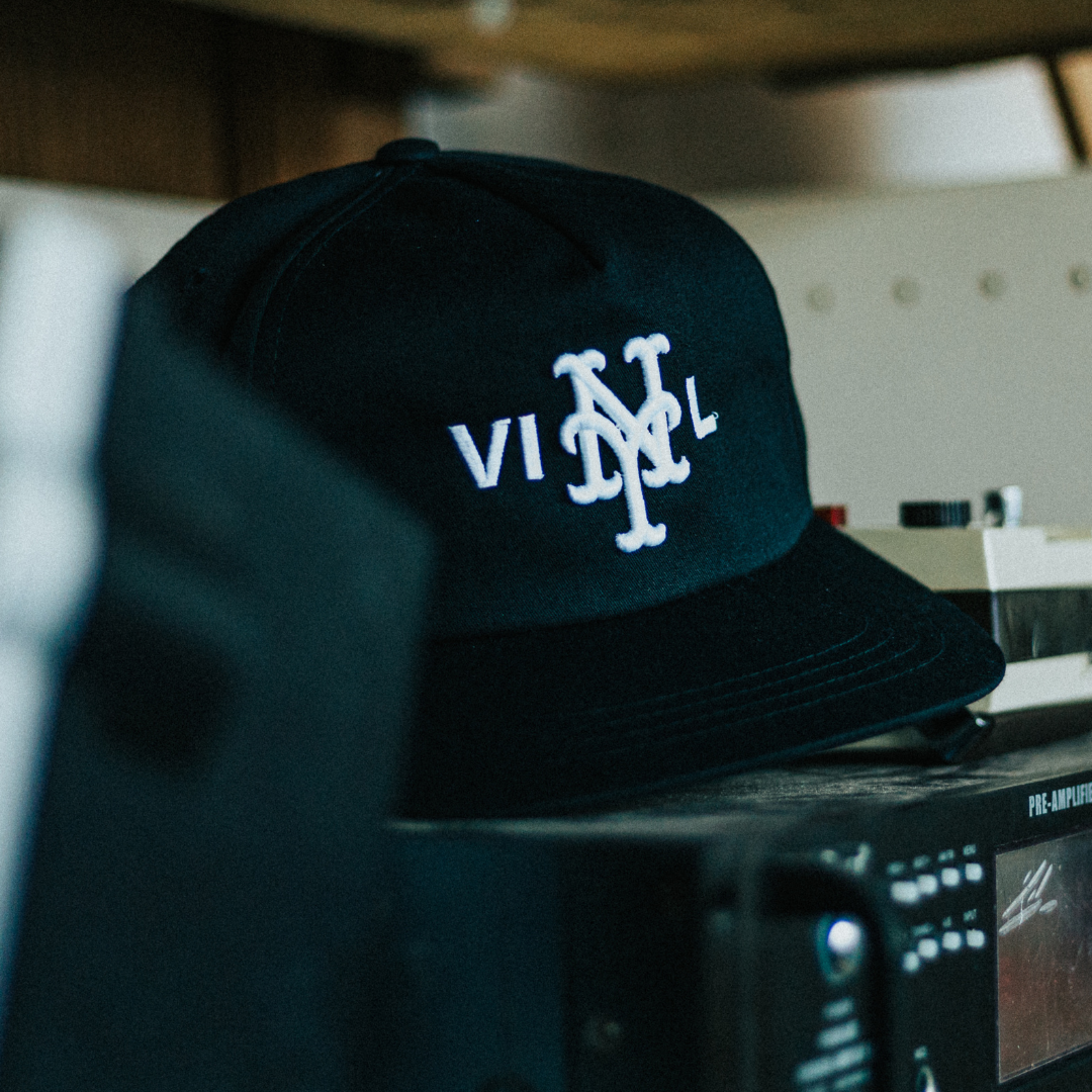 VINYL 5 Panel - Black